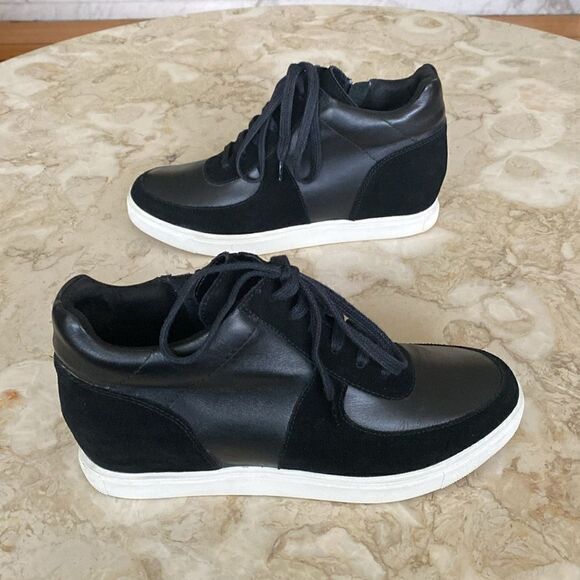 Blondo Goldy Wedge Sneakers Black Leather & Suede - Picture 4 of 15